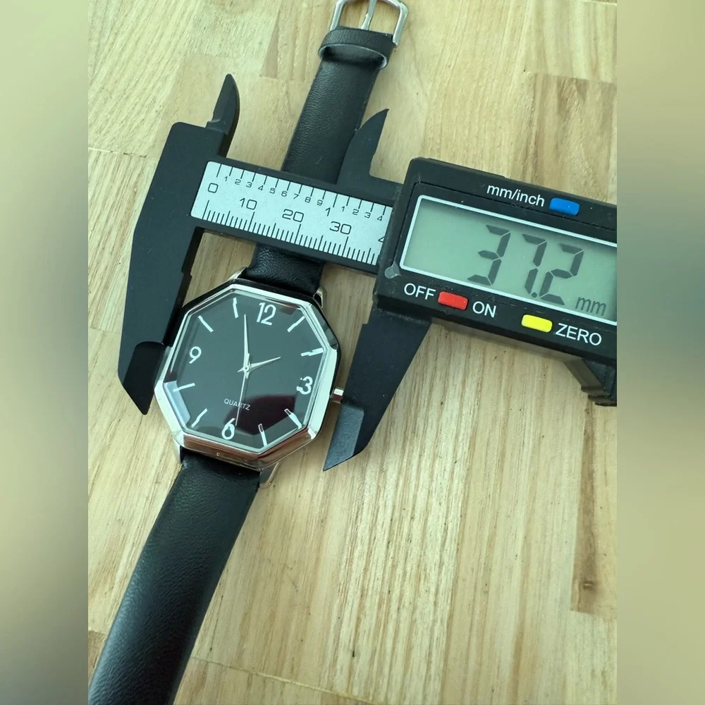 Unbranded black dial octagonal fashion watch NEW BATTERY